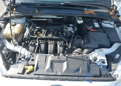 2018 Ford Focus Se z USA, uszkodzony, nr VIN 1FADP3K21JL315716